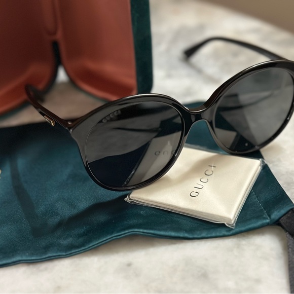 Gucci sunglasses! Authentic!!!! Brand new - Picture 6 of 8